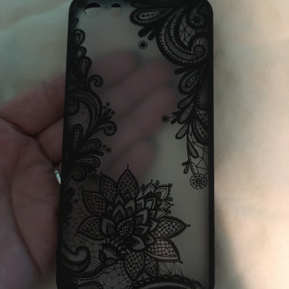 iPhone 5se bundle - Picture 6 of 7